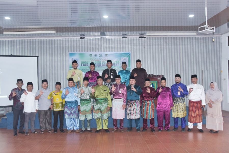 Bupati Bengkalis Apresiasi Bedah Buku Profil Ulama Karismatik Kabupaten Bengkalis Jilid II