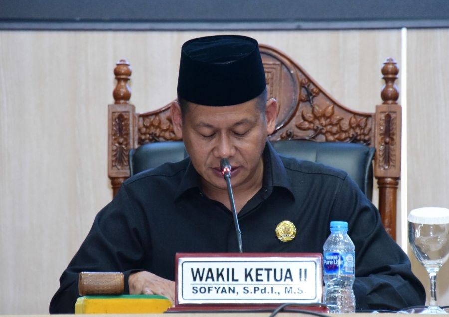 Bupati Bengkalis Jawab Pandangan Umum Fraksi terhadap Dua Ranperda