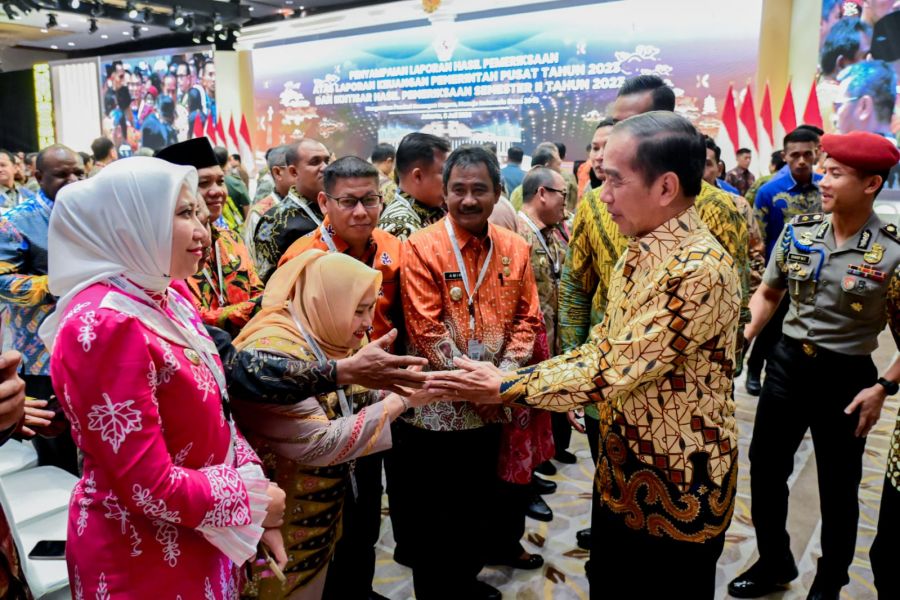 Bupati Bengkalis Kasmarni Hadiri Penyampaian LHPLKPP Tahun 2023 di Jakarta
