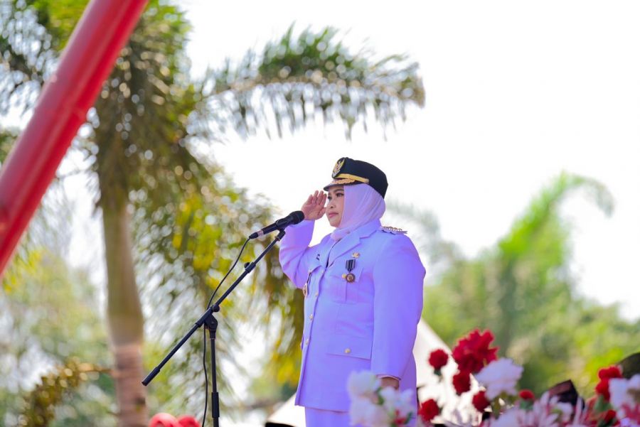 Bupati Bengkalis Kasmarni Pimpin Upacara Detik-Detik Proklamasi Kemerdekaan RI ke-80