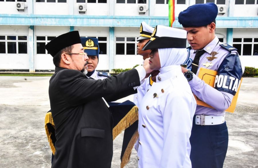 Bupati Bengkalis Lantik 55 Taruna Taruni Jurusan Kemaritiman Politeknik Negeri Bengkalis