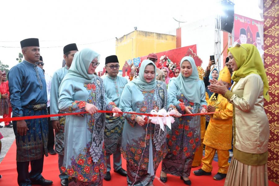 Bupati Kasmarni Buka Pameran Stand Bazar MTQ ke- 48 Tingkat Kabupaten Bengkalis
