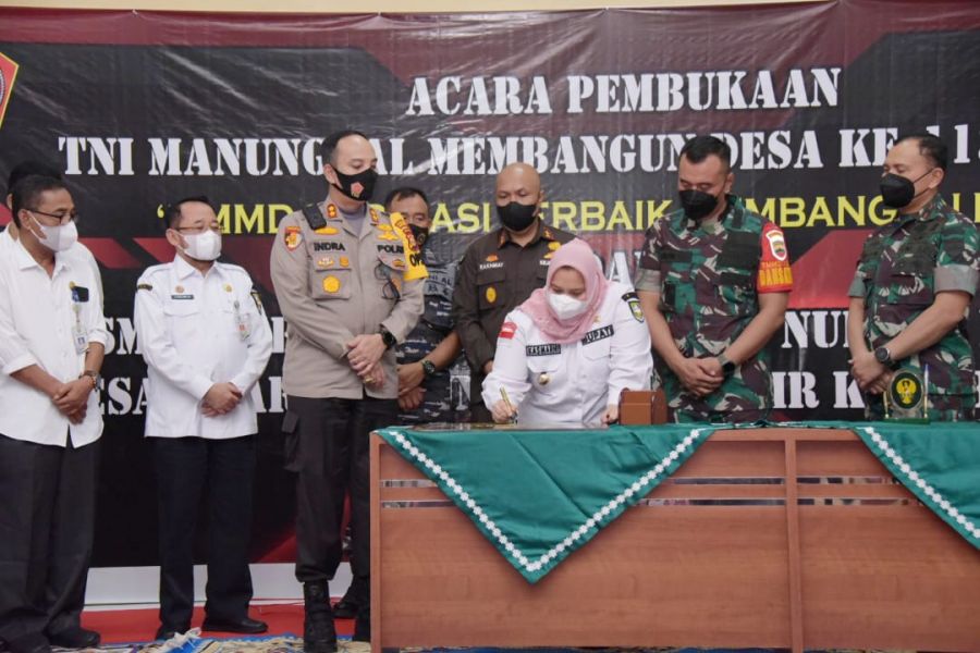 Bupati Kasmarni Buka TMMD ke-113 Kodim 0303 Bengkalis