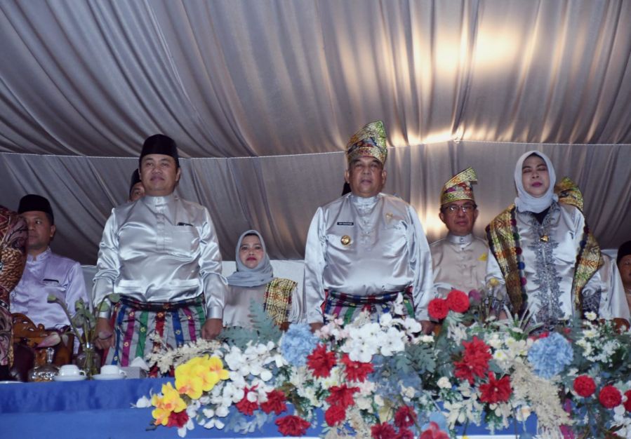Bupati Kasmarni Hadiri Langsung Malam Pembukaan MTQ XLI Provinsi Riau