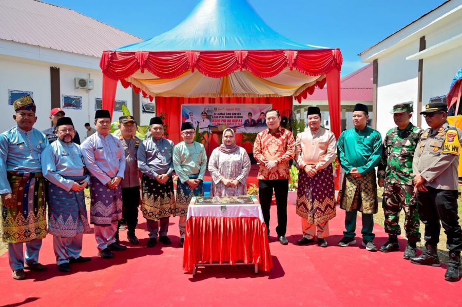 Bupati Kasmarni Resmikan RSUD Pratama Pulau Rupat di Rupat Utara