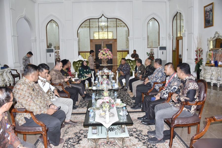 Bupati Kasmarni Terima Audiensi dan Silaturahmi Ketua Bawaslu Bengkalis