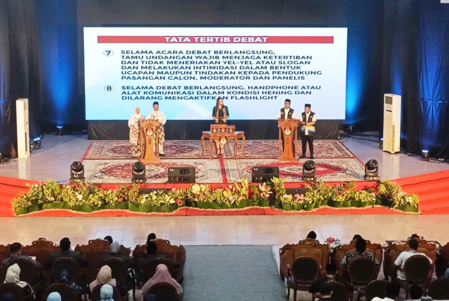 Debat Pilkada Bengkalis Sengit, Kasmarni : Jangan Berdasarkan