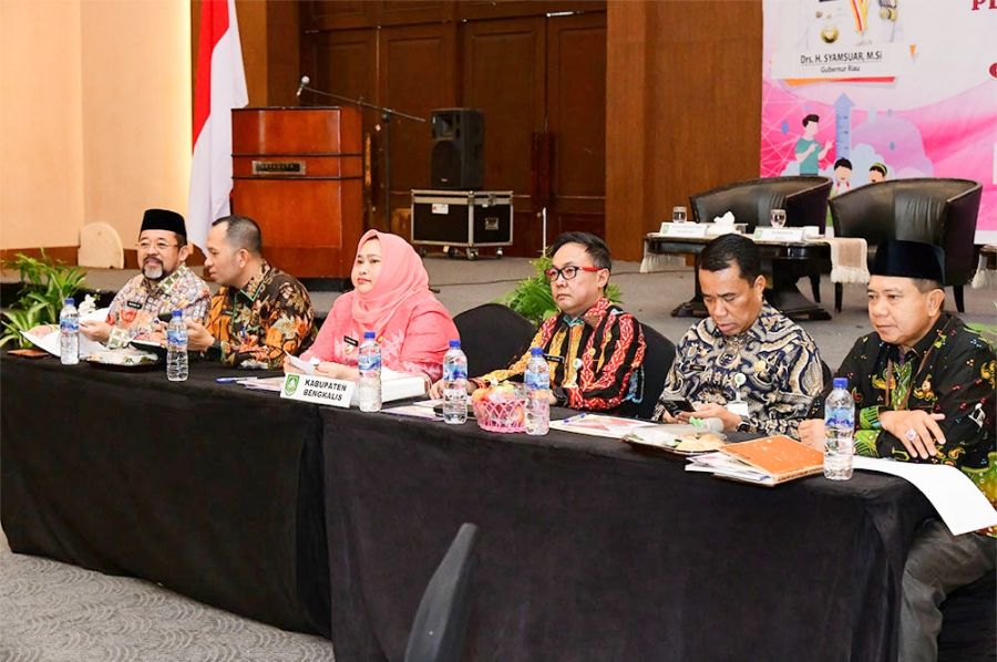 Diapresiasi Tim Penguji, Bupati Kasmarni Paparkan Langsung Inovasi Turunkan Stunting