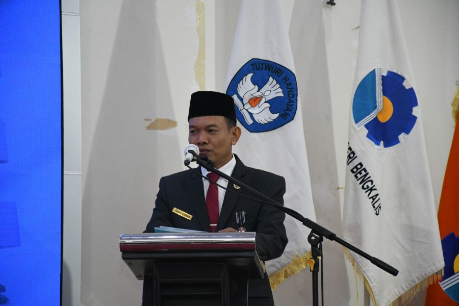 Direktur Polbeng Lantik 70 Pegawai Pemerintah dengan Perjanjian Kerja Formasi 2024