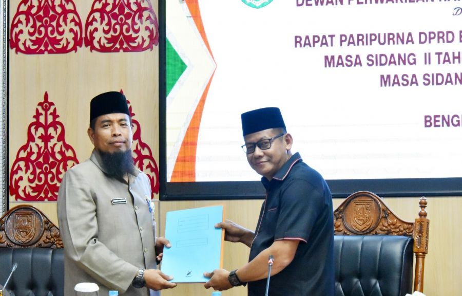 DPRD Gelar Rapat Paripurna, Fraksi-Fraksi Sampaikan Laporan Reses Masa Sidang II Tahun 2024