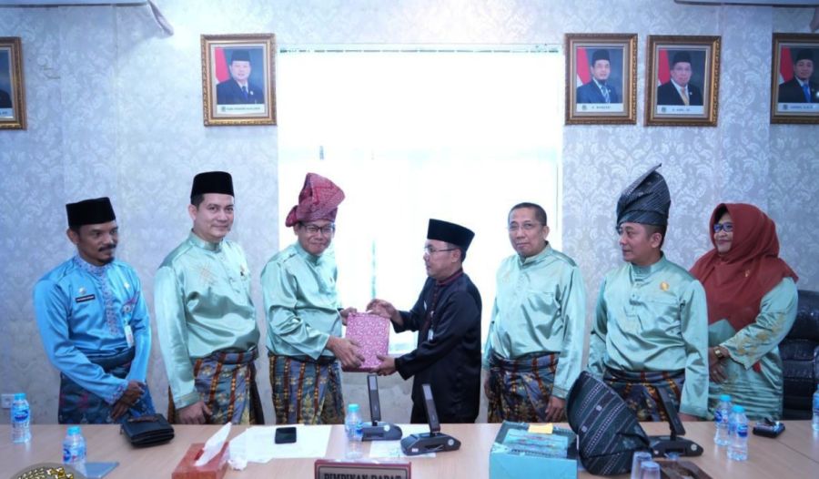 DPRD Terima Penyerahan Dokumen Rancangan KUA PPAS TA 2025