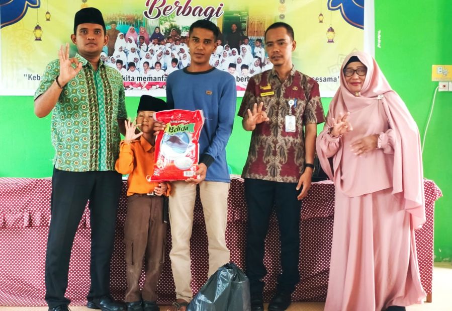Guru SD Negeri 9 Bukit Batu Santuni Anak Yatim dan Fakir Miskin, Dunny: Program Binaan Kita