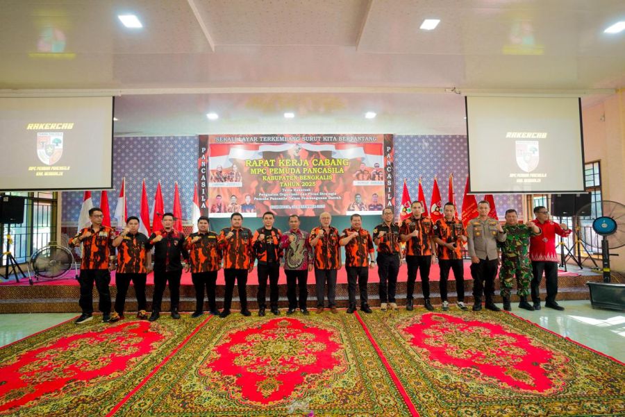 Hadiri RAKERCAB Pemuda Pancasila, Bupati Tekankan Peran Strategis Ormas dalam Pembangunan Daerah