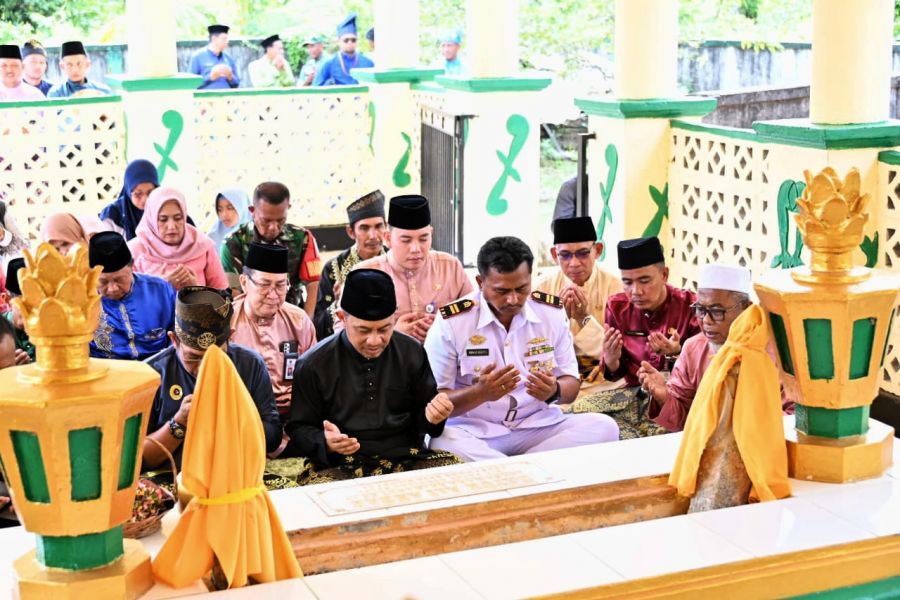 Hari Jadi Kabupaten Bengkalis ke 513, Wakil Bupati Ziarah ke Makam Datuk Laksamana Raja Dilaut