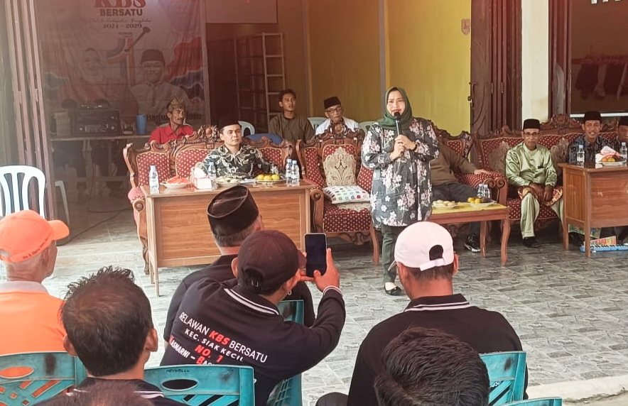 Kampanye di Desa Koto Raja, Kasmarni Ajak Pilih Pemimpin yang Berpeluang Menang