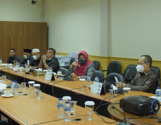 Komisi IV DPRD Kabupaten Bengkalis Melaksanakan Hearing bersama Dinas Pendidikan