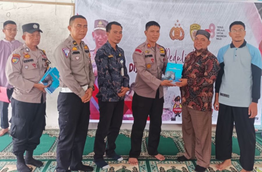Korwil Pendidikan Dunny Duvira Apresiasi Kegiatan Literasi Polsek Bukit Batu