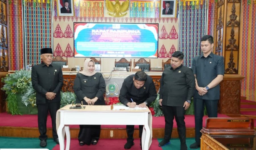 Laporan Banggar terhadap Ranperda Pertanggungjawaban Pelaksanaan APBD Tahun Anggaran 2025