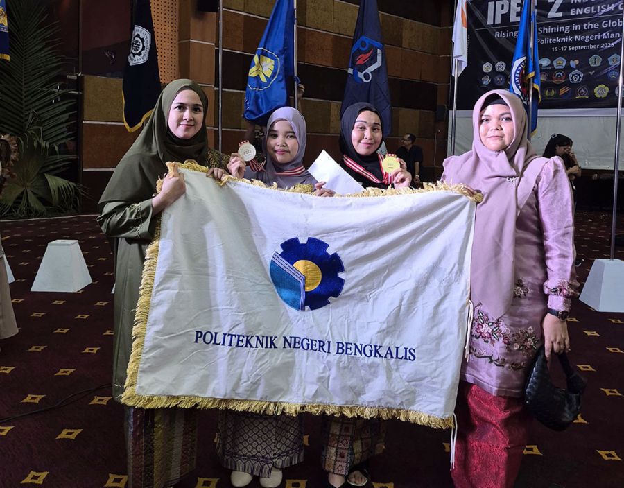 Mahasiswa Polbeng Menangkan Medali Emas dan Perak di Ajang IPEC Manado
