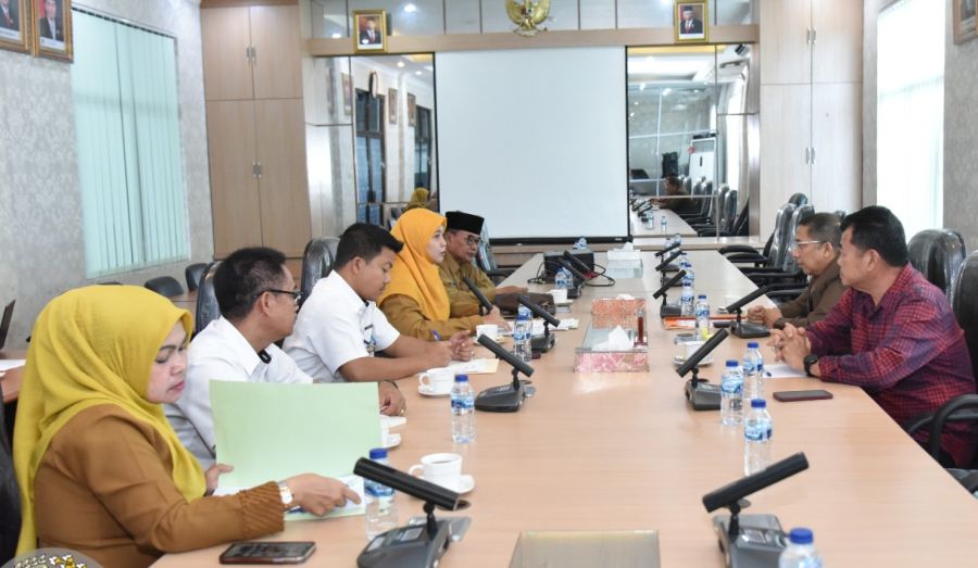 Mensiasati Berkaitan dengan Ketahanan Pangan dan Sembako, Komisi II Undang OPD Terkait