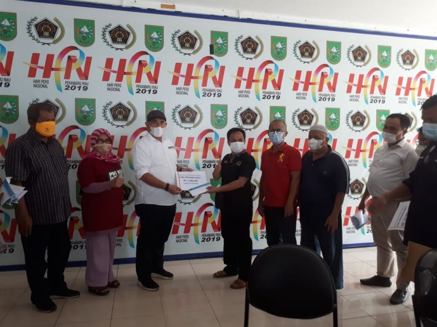 Menunjang Perekonomian Wartawan, PWI Riau Gulirkan Dana Hingga Rp100 Juta