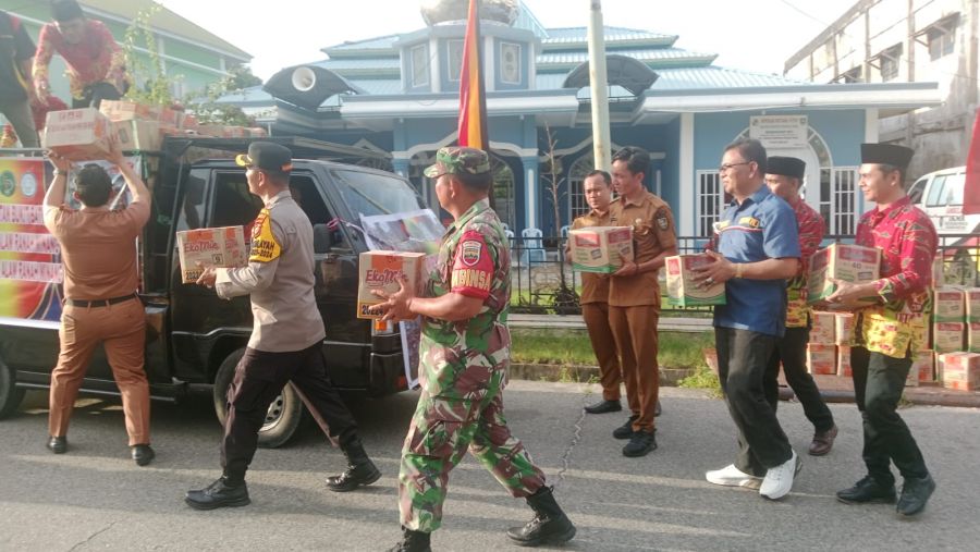 Peduli Bencana Alam Ranah Minang, IKMR Kecamatan Bukit Batu Kirim Bantuan Sembako dan Pakaian Bekas