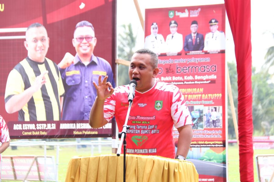 Pembukaan Open Tournament Sepak Bola Karang Taruna CUP II Kecamatan Bukit Batu Berjalan Sukses
