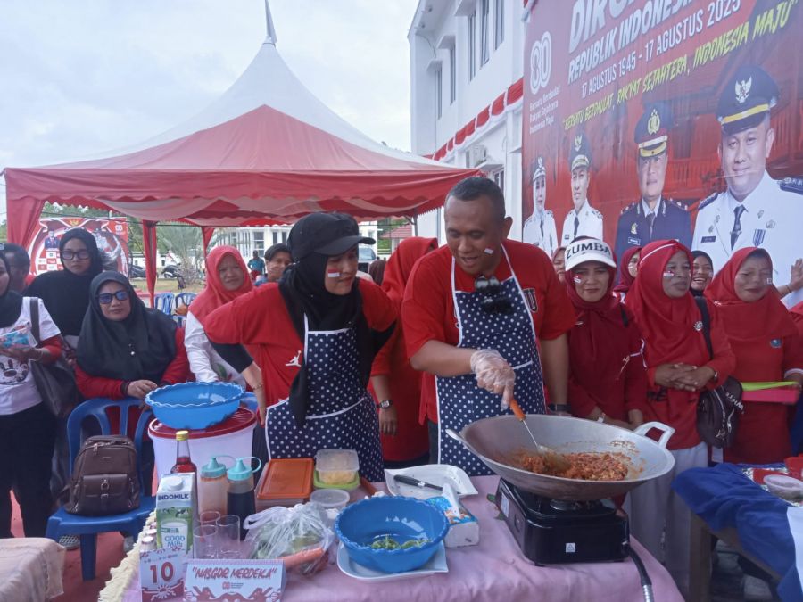 Pemcam Bukit Batu Gelar Suami Pandai Memasak dan Pertandingan lainya pada HUT RI ke- 80
