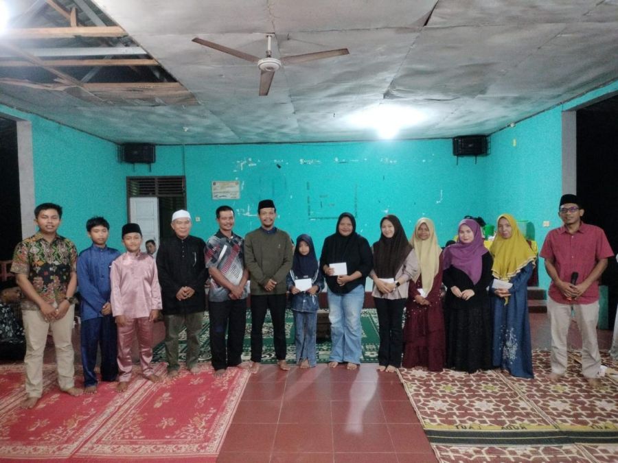 Pemdes Api Api Berikan Apresiasi kepada Peraih Prestasi MTQ ke-8 Tingkat Kecamtan Bandar Laksamana