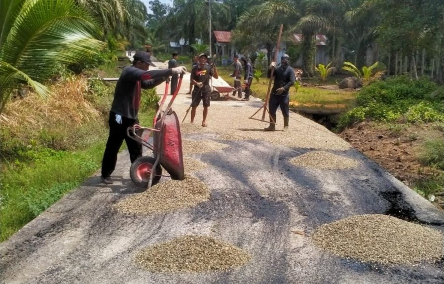 Pemerintah Desa Lubuk Garam Giat Wujudkan Infrastruktur Layak Guna