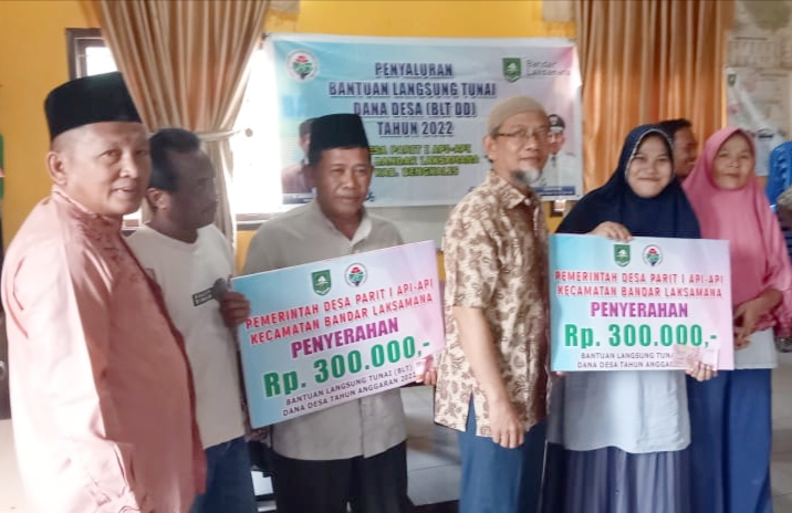 Pemerintah Desa Parit 1 Api Api Salurkan Bantuan BLT DD Priode Oktober 2022