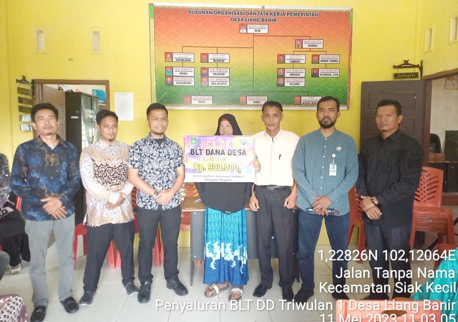 Pemerintahan Desa Liang Banir Salurkan BLT DD Tahap I Tahun 2023