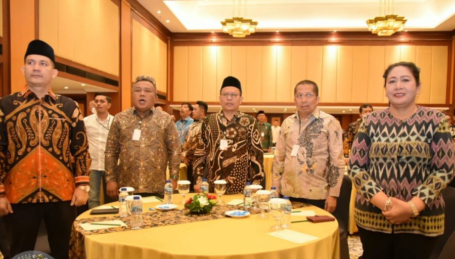 Pimpinan dan Perwakilan Fraksi DPRD Hadiri Silaturahmi Nasional Adkasi