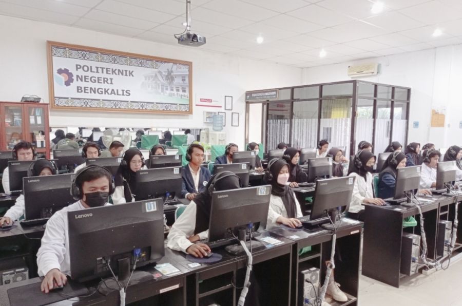 Polbeng Adakan Tes TOEIC Institusional CBT untuk Mahasiswa