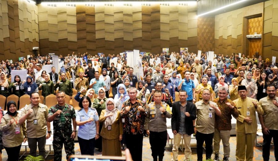 Polbeng Nahkodai Konsorsium Politeknik Riau pada Kegiatan Jobfair Disnakertrans Riau 2024