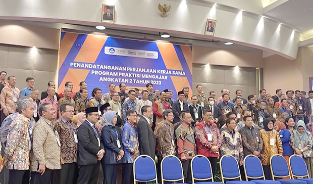 Polbeng Tanda Tangani PKS Program Praktisi Mengajar Jilid 2