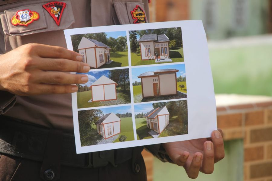 Polres Bengkalis Laksanakan Program Bedah Rumah Warga Bengkalis