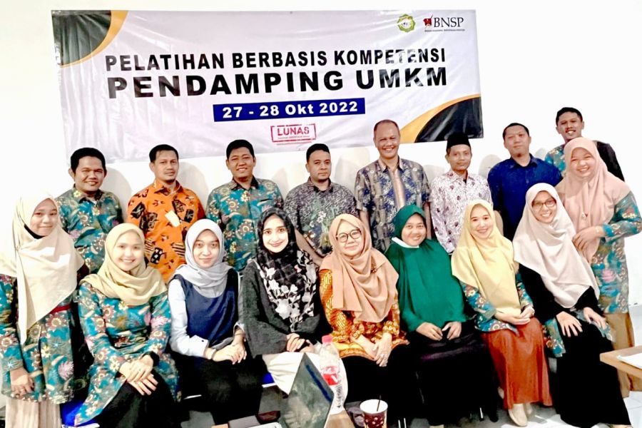 Prodi AKP Polbeng Ikuti Sertifikasi Pendamping UMKM di Yogyakarta