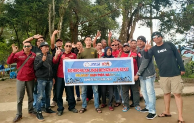 Rajut Kebersamaan, JMSI Bengkalis Safari Jurnalistik ke Berastagi dan Toba Medan