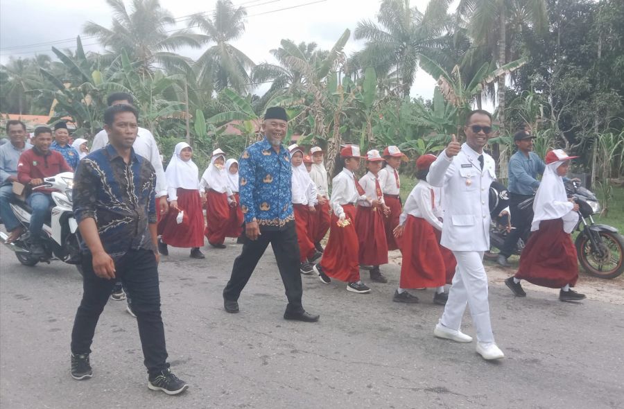 Semangat Juang Kades Sukajadi dalam Memeriahkan HUT RI ke- 77