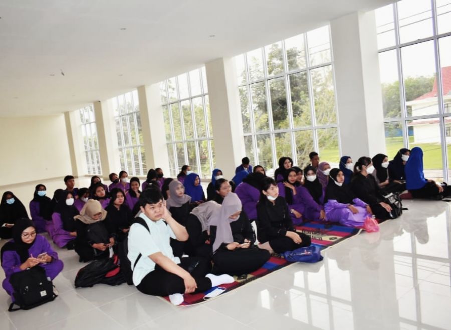 Seminar Pekan Kreatif Mahasiswa Polbeng