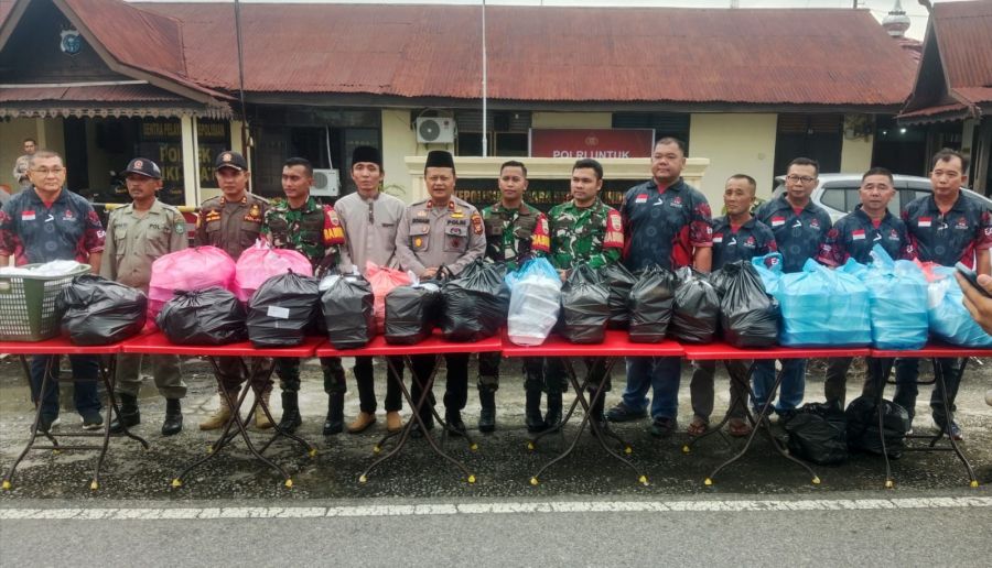Toleransi Antar Sesama, Ikatan KeluargaTionghoa Sungai Pakning Bagikan 1000 Takjil Gratis