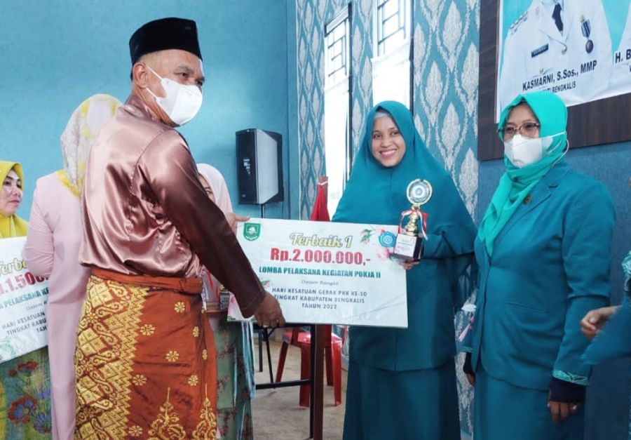 TP PKK Kelurahan Sungai Pakning Juara Terbaik 1 pada Pelaksanaan Lomba Pokja II