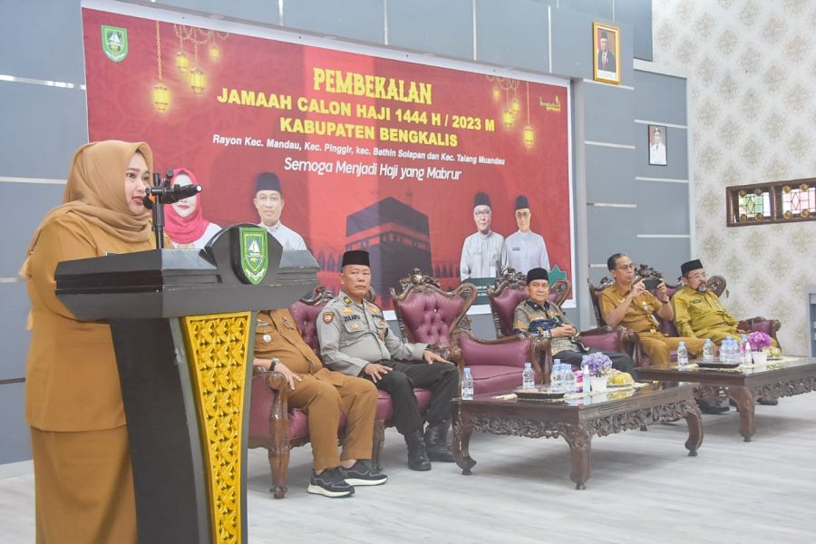 Tunaikan Ibadah, Bupati Kasmarni Harap 156 JCH Rayon Mandau Miliki Pengetahuan Cukup