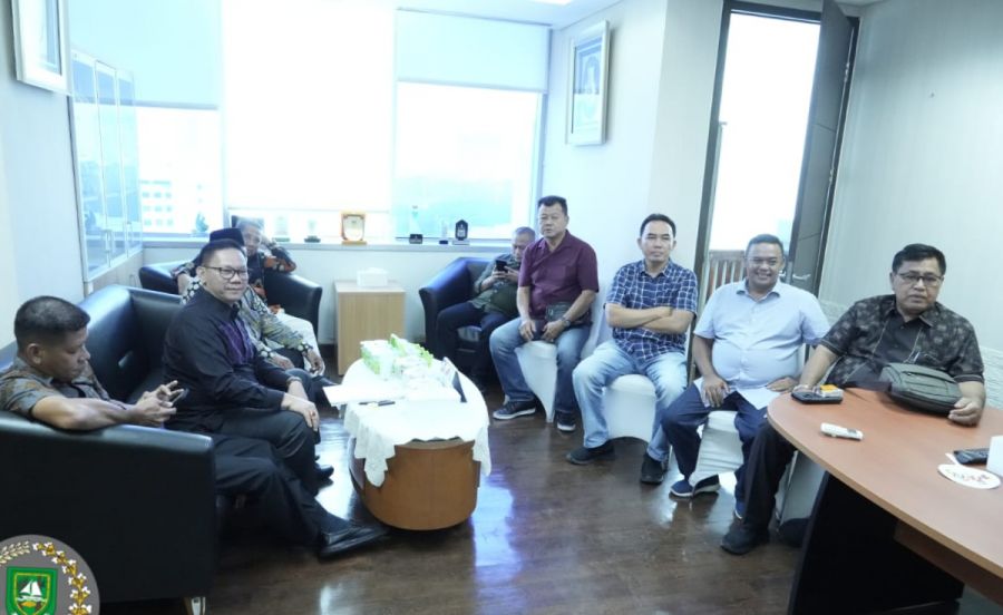 Untuk Kesempurnaan Ranperda BLJ, Pansus DPRD Kabupaten Bengkalis Bahas Ranperda di Kemendagri
