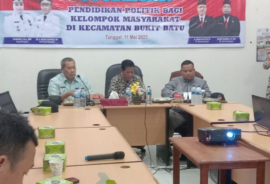Tingkatkan Kesadaran Politik, Kesbangpol Kabupaten Bengkalis Laksanakan Sosialisasi