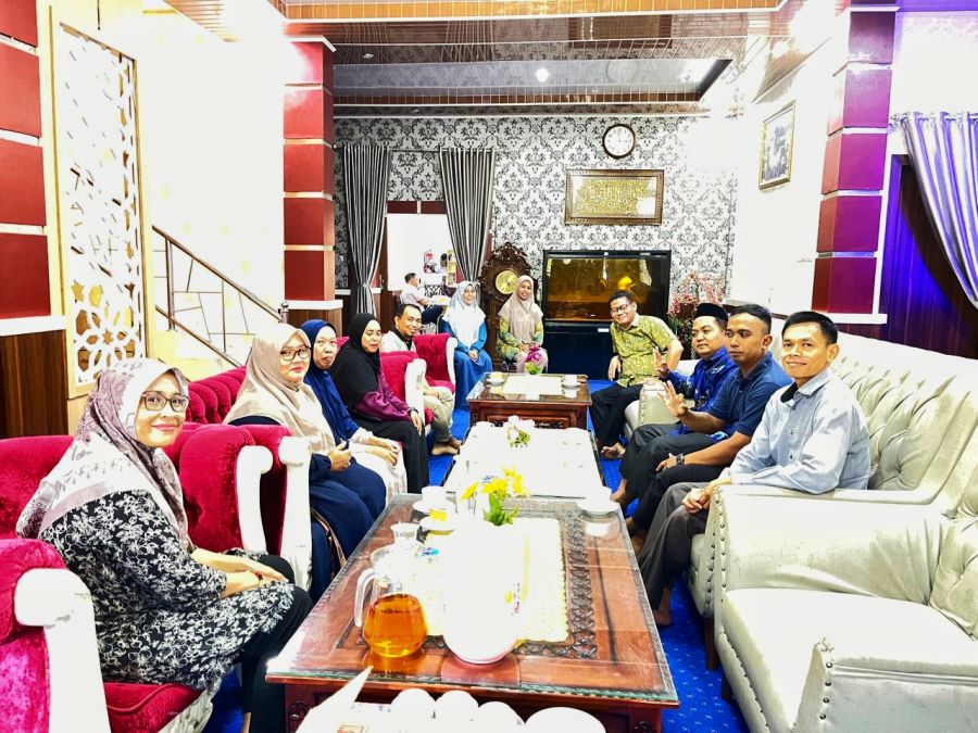 Wakil Ketua DPRD Silaturahmi dan Sambut Aspirasi Guru P3K
