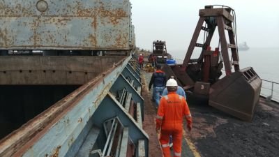 terkait-terbakarnya-kapal-kargo-mother-vessel-srikandi-ksop-kelas-ii-tanjung-buton-gelar-rakor
